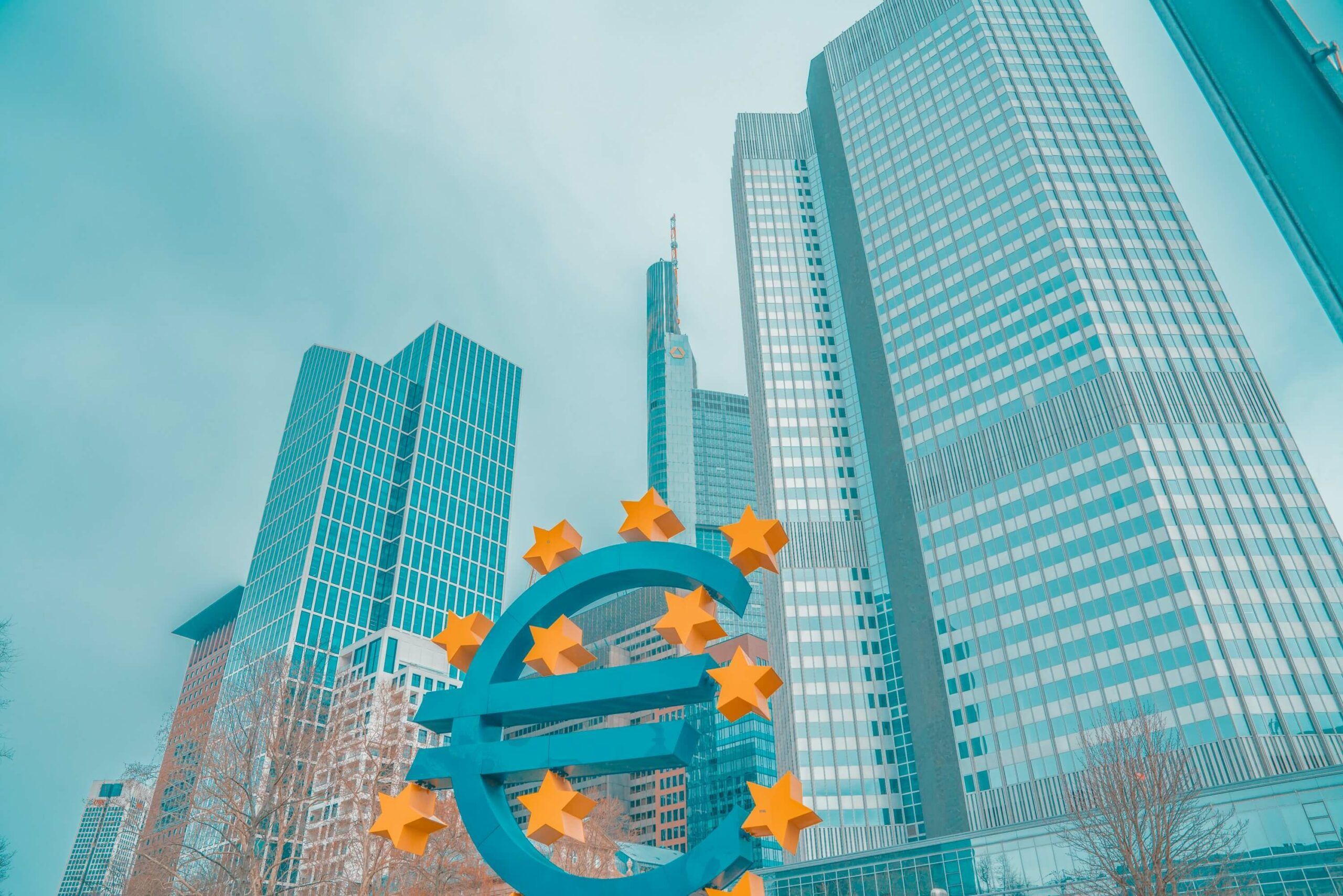 Evolución regulatoria de AISP y PISP: Nuevos reglamentos y su impacto en el sector financiero