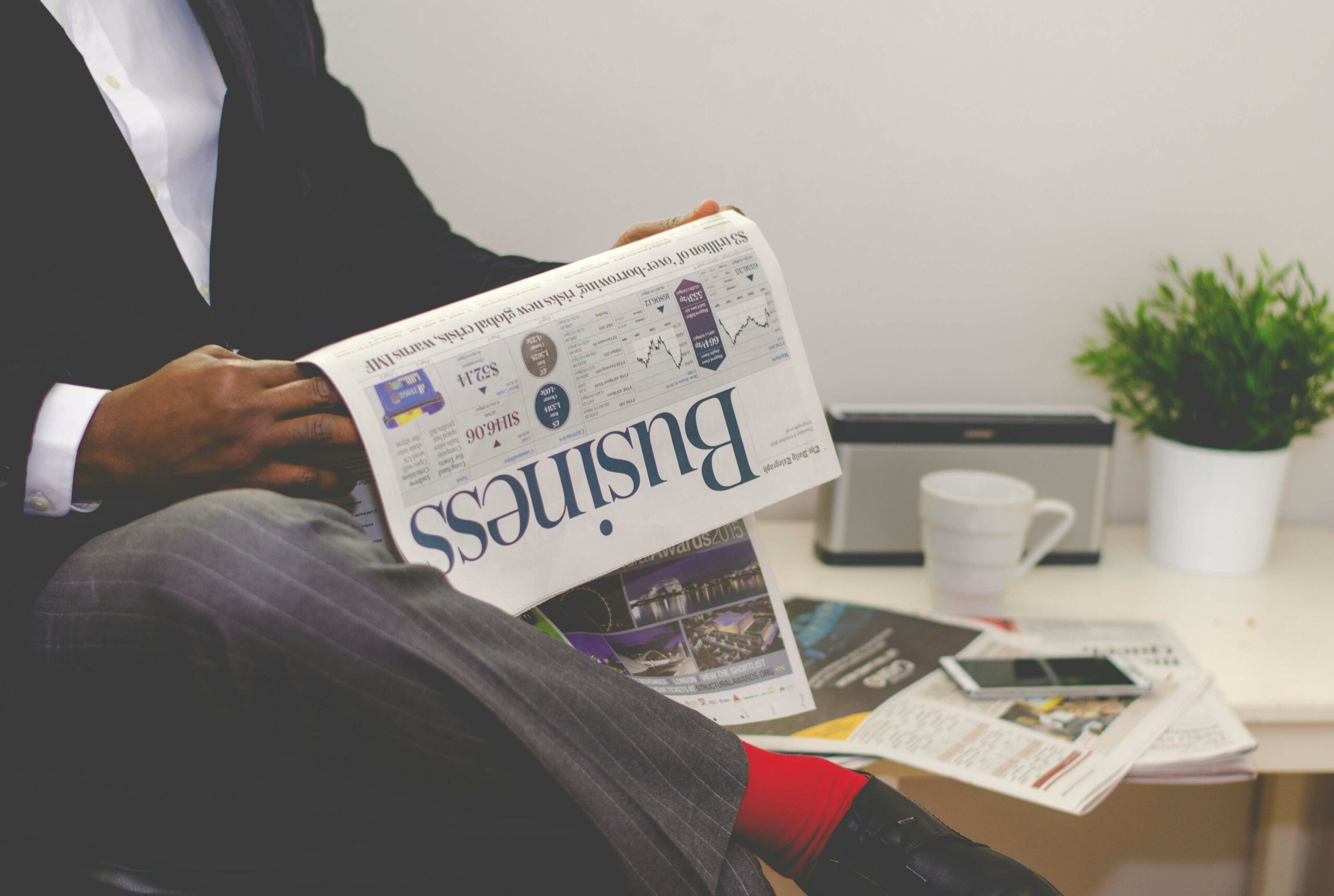 Fusiones y adquisiciones en sectores regulados: Retos y oportunidades