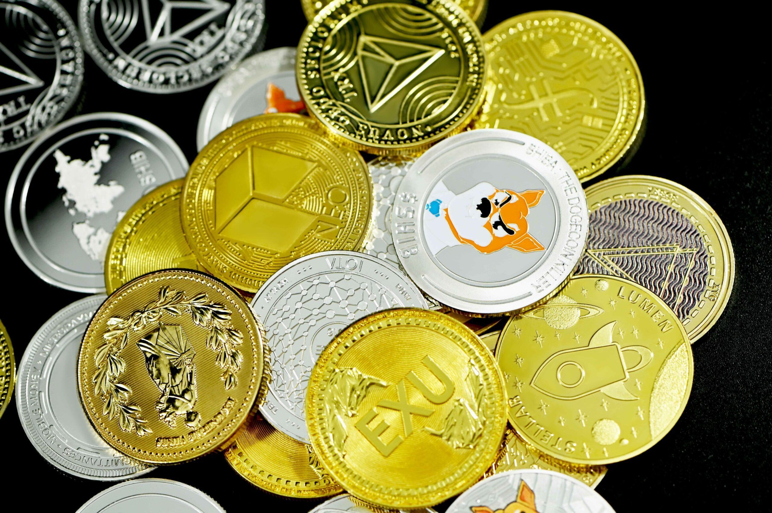 ¿Cómo funcionan las ICOs y STOs en la financiación empresarial?