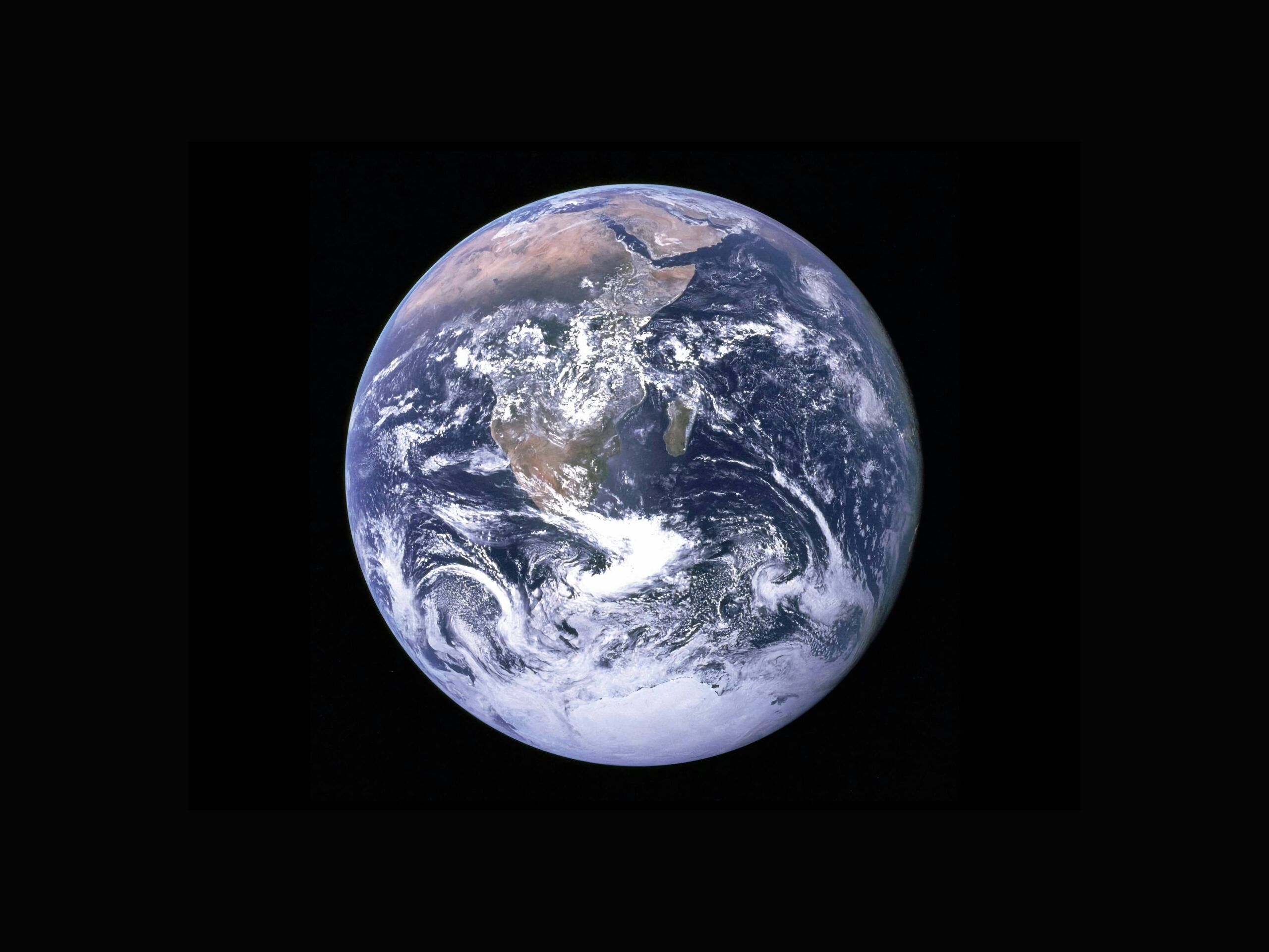 ¿Por qué gastar menos en compensaciones ayuda a salvar el planeta?