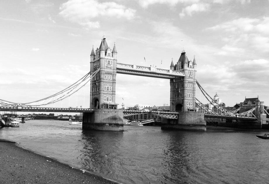 The Essential Corporate Law in UK (2)