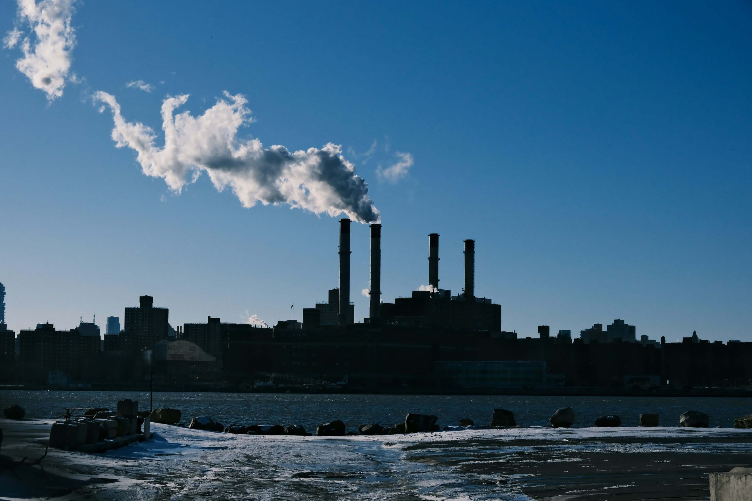 What Are Absolute Thresholds and How Does Directive 2018/410 Apply Them to Address Climate Change?